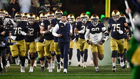 COLLEGE FOOTBALL: NOV 08 Navy at Notre Dame